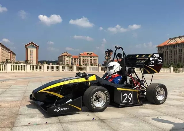 Kunlun FSC Campus Tour | Qinzhou University FLYERS Team