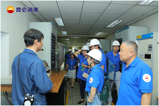 First Batch of Sci-Tech Innovation Experience Officers Visit Kunlun Lubricant