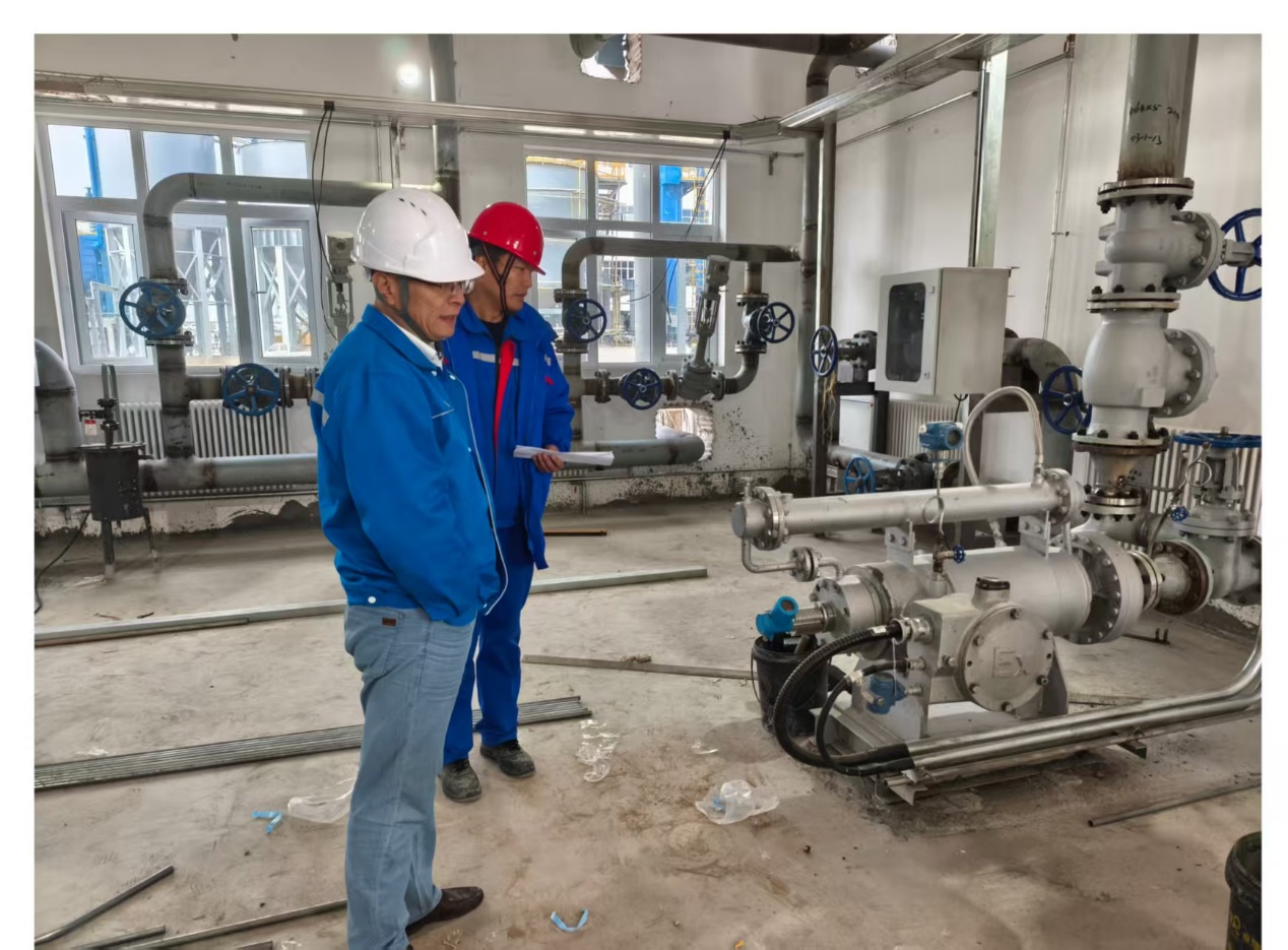 Validation Passed! Kunlun Lubricant Supplies Oil to a New Energy Project in Northwest China's First National-Level New Area