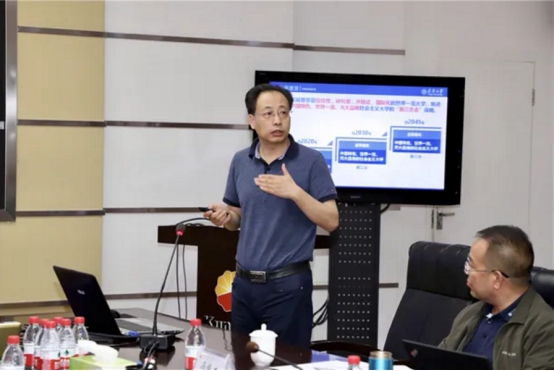 Jin Donghan and His Delegation Visit Kunlun Lubricant's Lanzhou Lubricant Research and Development Centre