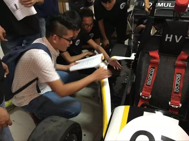Kunlun FSC Campus Tour | Guilin University of Aerospace Technology's Hang V Team Unveils Its New Car