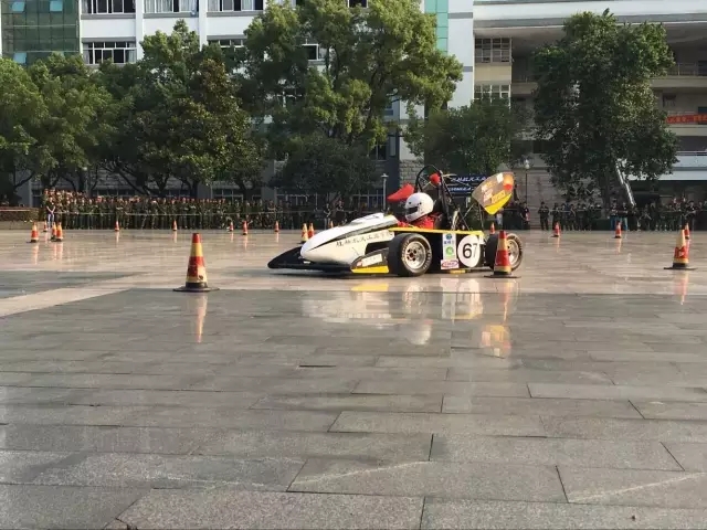 Kunlun FSC Campus Tour | Guilin University of Aerospace Technology's Hang V Team Unveils Its New Car